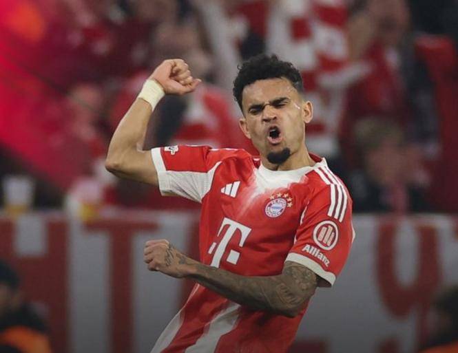 8连胜剑指三冠王！凯恩破僵局冲穆勒神迹，拜仁2-0药厂晋级决赛